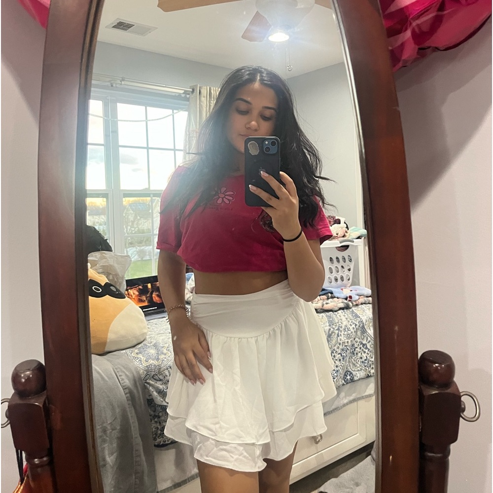 SHEIN MOD Ruched Waist Two
Layer Hem Skort
